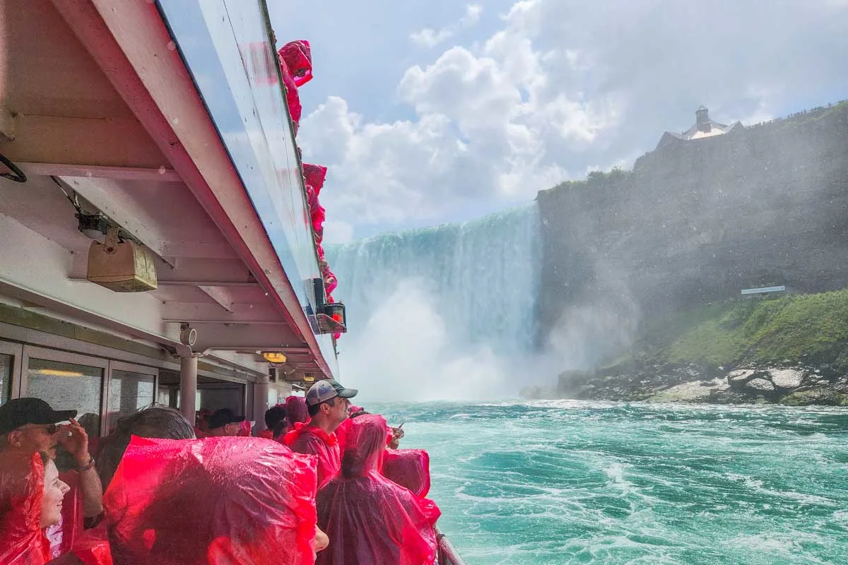 Niagara Falls Boat Experience